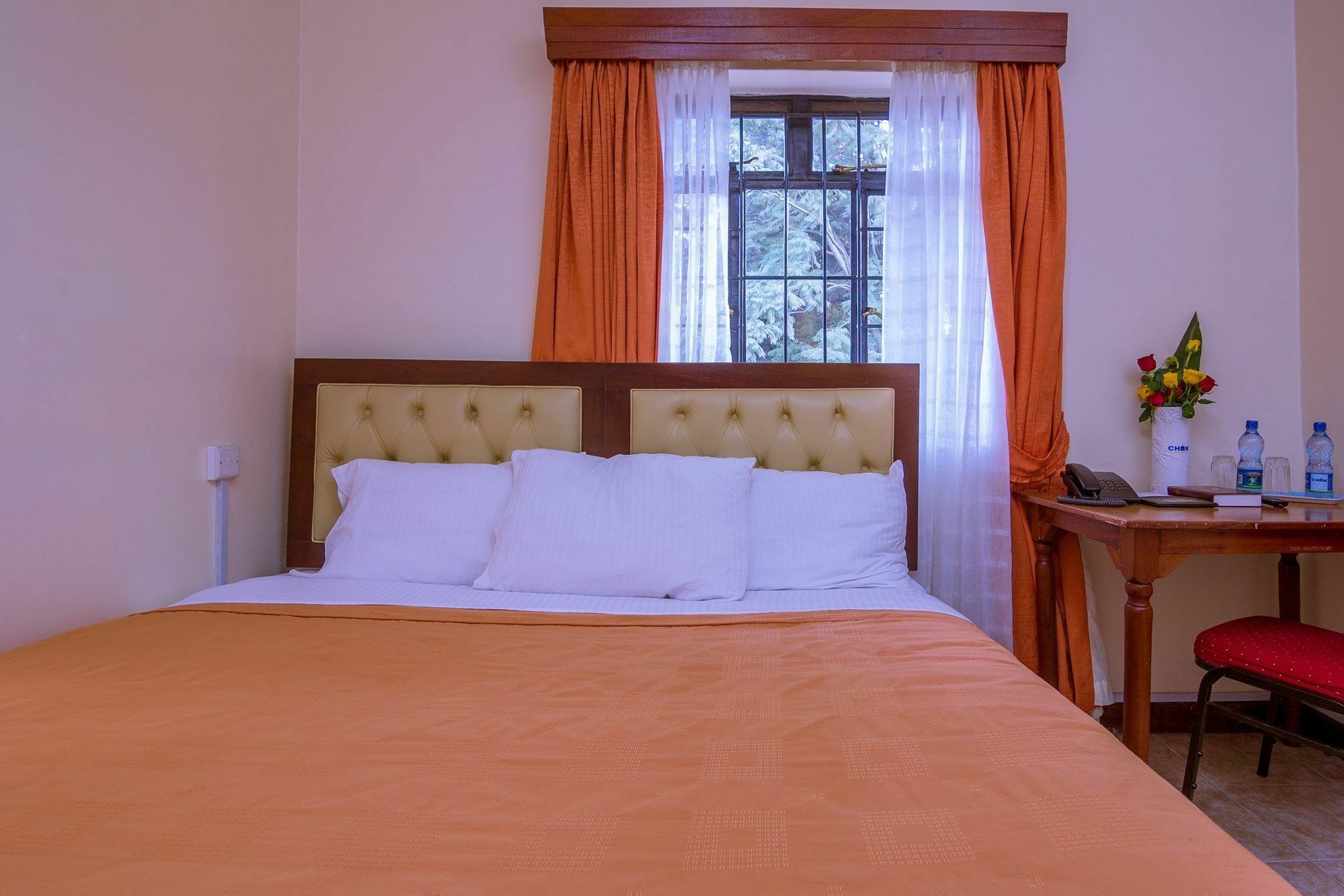 Chak Guesthouse & Conference Center Nairobi Exterior photo